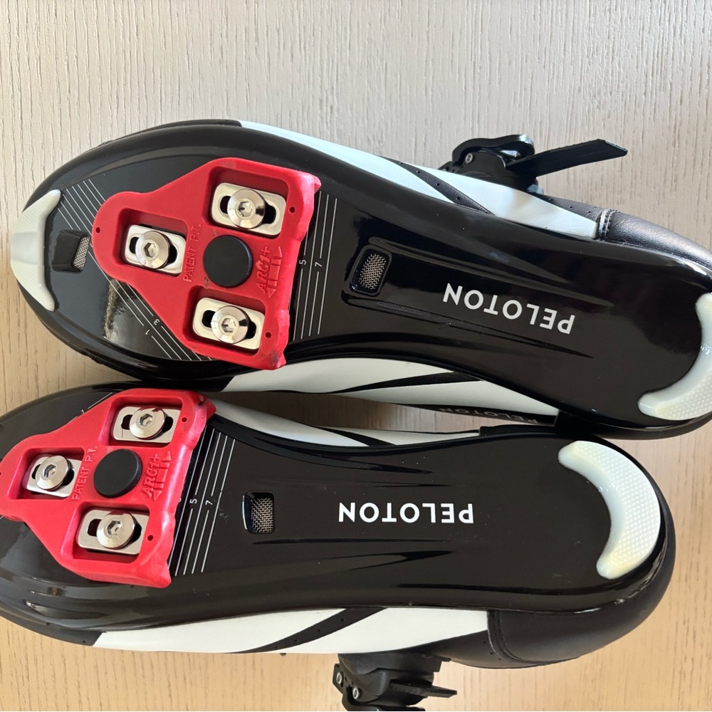 Peloton Cycling Shoes Size 41